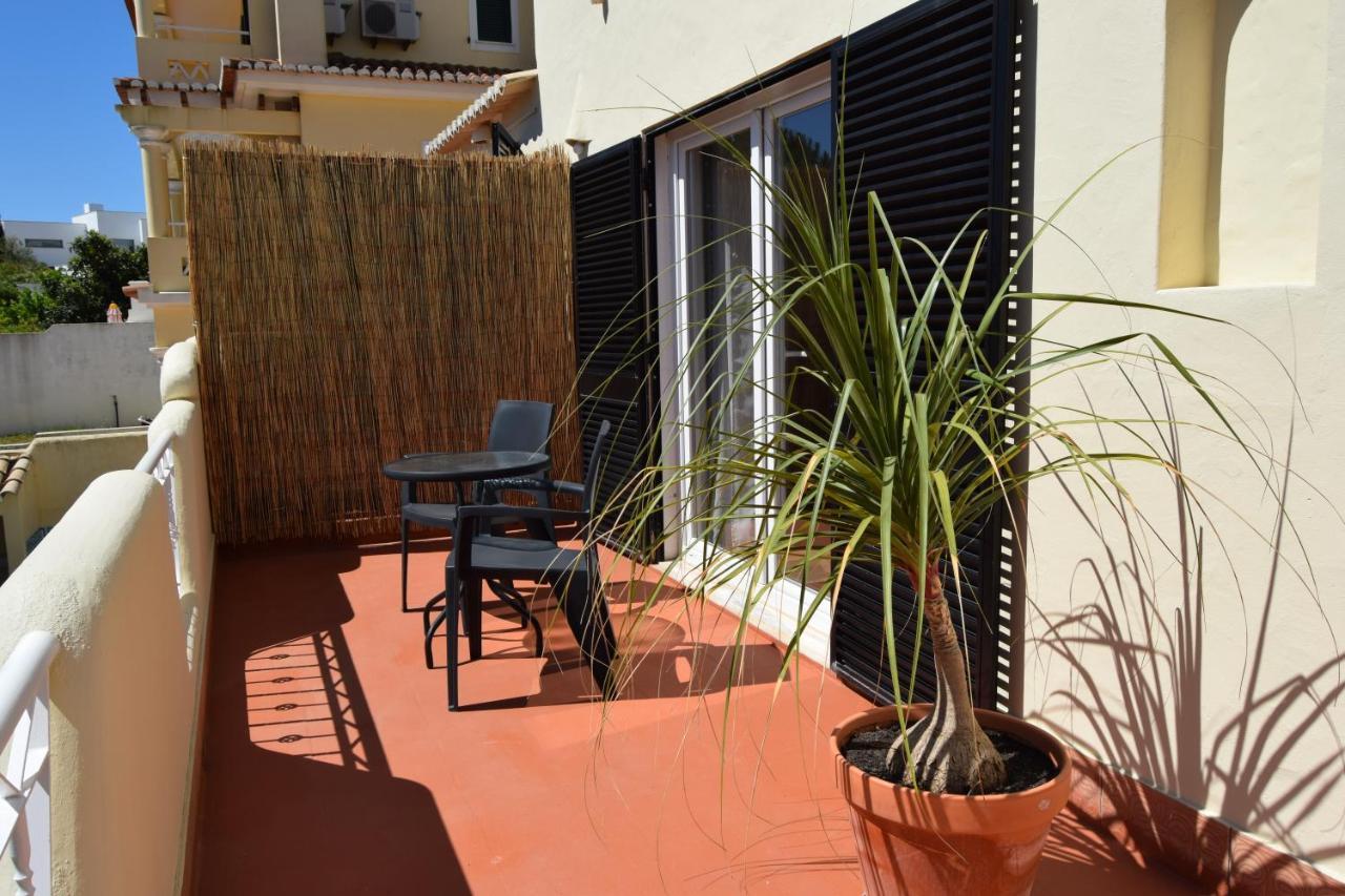 Family House Hotel Lagos Exterior foto