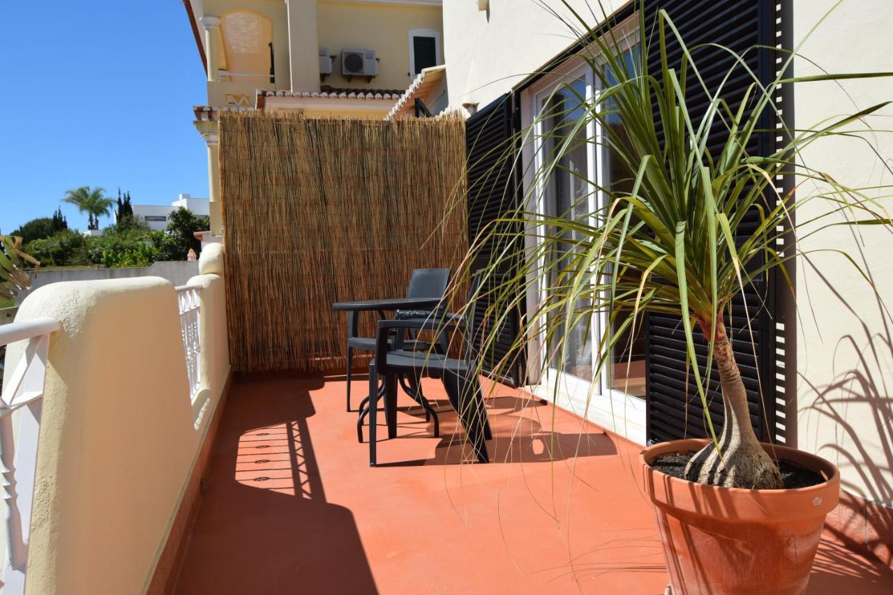 Family House Hotel Lagos Exterior foto