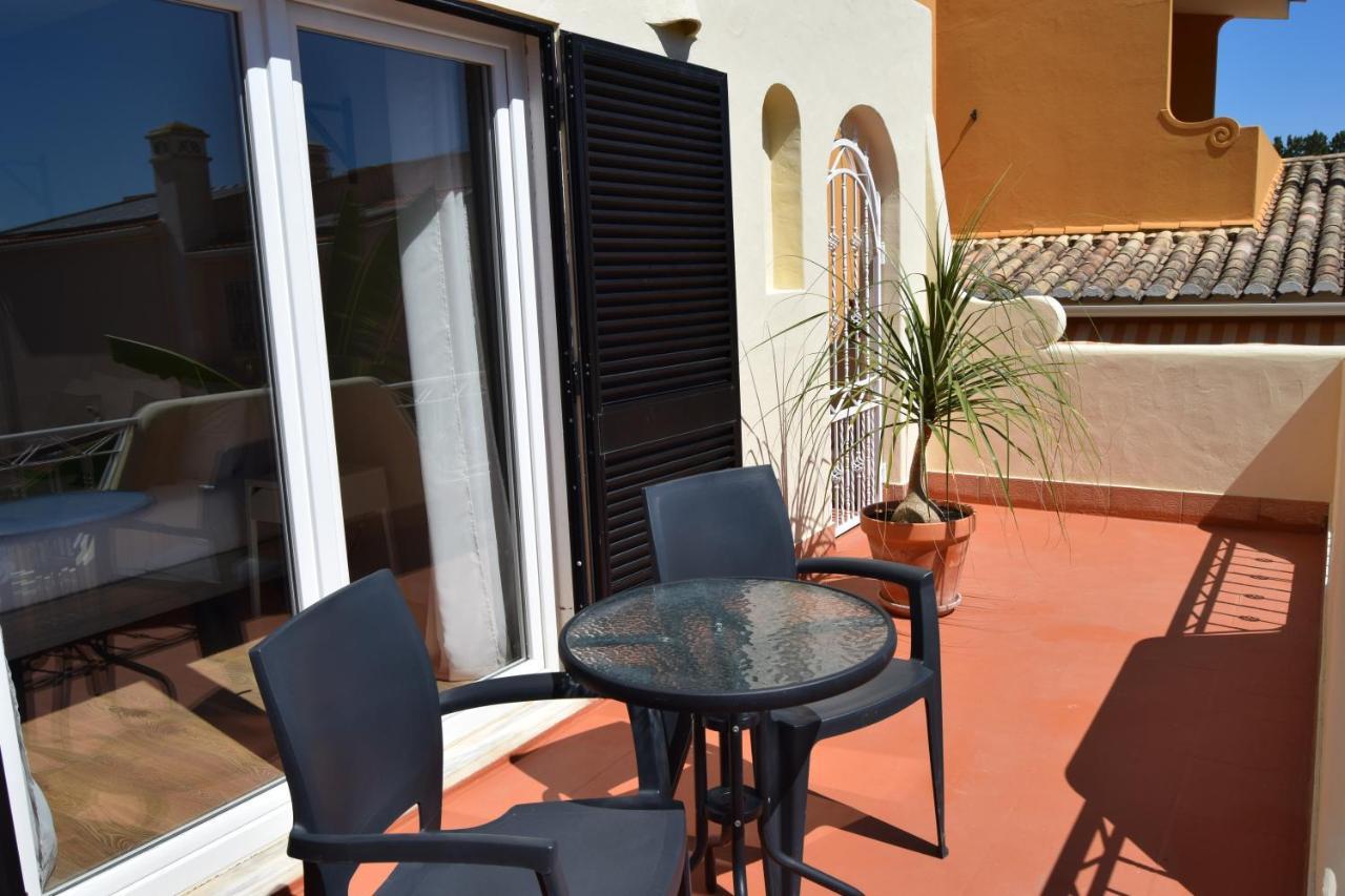 Family House Hotel Lagos Exterior foto