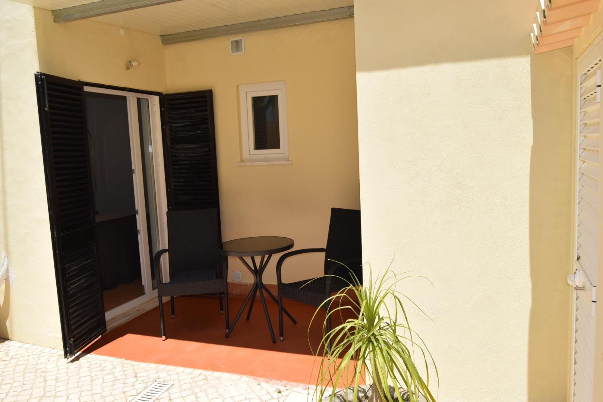 Family House Hotel Lagos Exterior foto